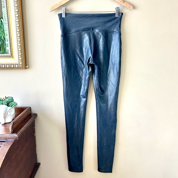 Spanx Faux Leather Leggings High Rise Full Length Size Medium - Picture 4 of 15